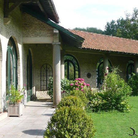 Manoir De Bois En Ardres Bed & Breakfast Exterior photo