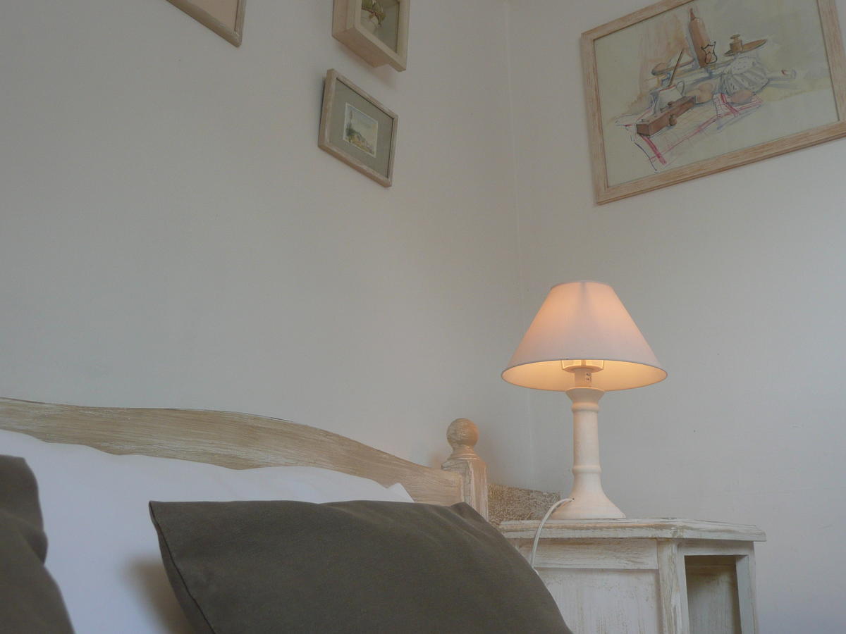 Manoir De Bois En Ardres Bed & Breakfast Room photo